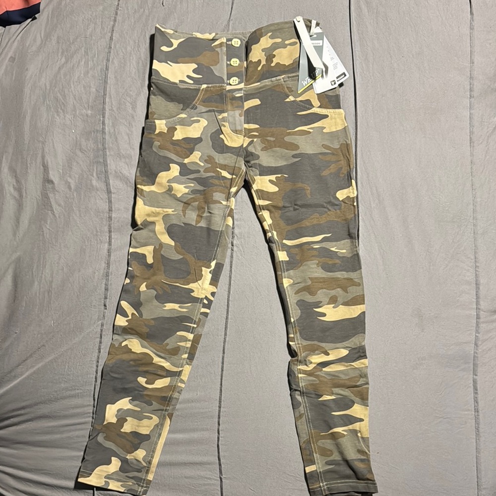 Freddy Camouflage High-Waisted Pants